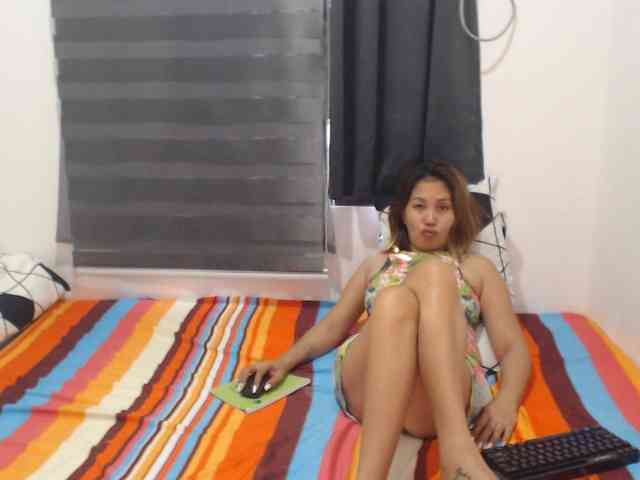 Asian-Susan webcam