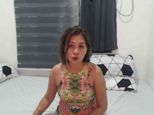 Asian-Susan webcam
