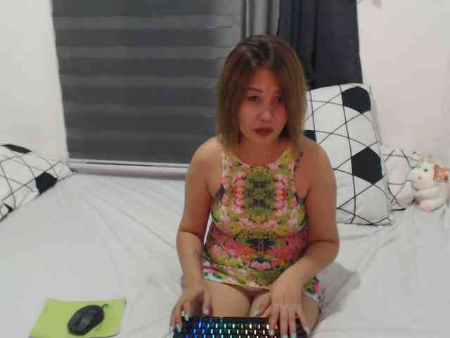Asian-Susan webcam