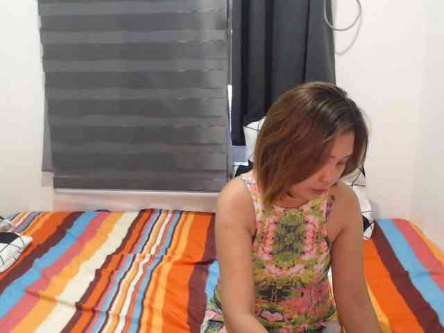 Asian-Susan webcam