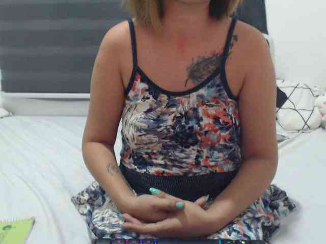 Asian-Susan webcam