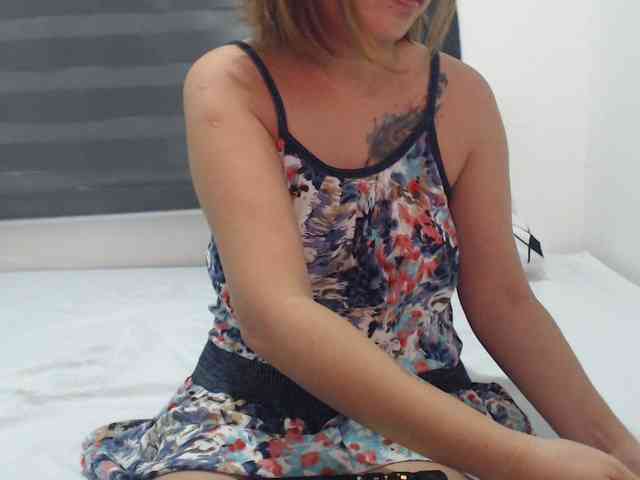 Asian-Susan webcam