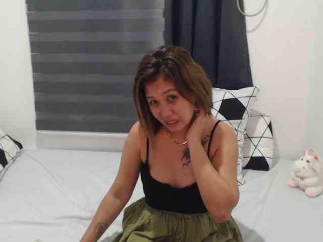 Asian-Susan webcam