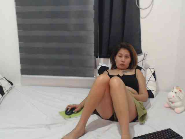 Asian-Susan webcam