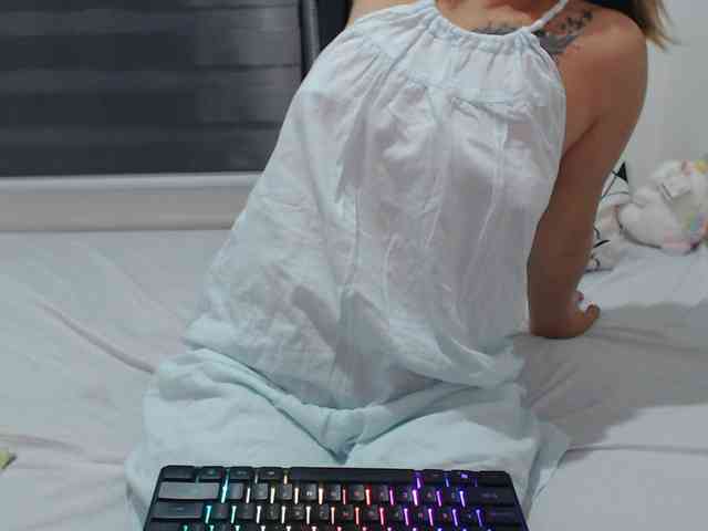 Asian-Susan webcam