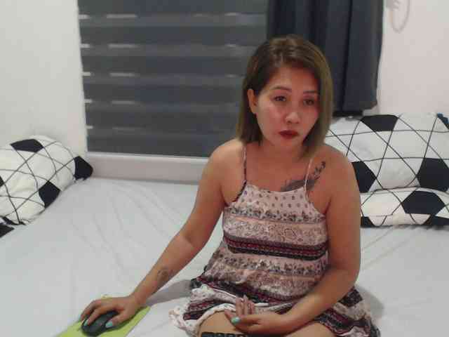 Asian-Susan webcam