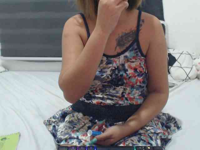 Asian-Susan webcam