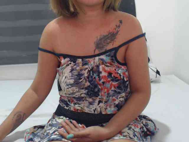Asian-Susan webcam