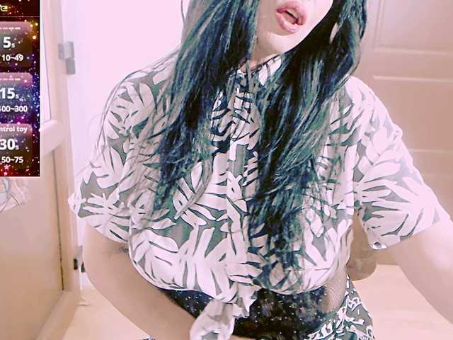 SexyAlina123 live cam on BongaCams