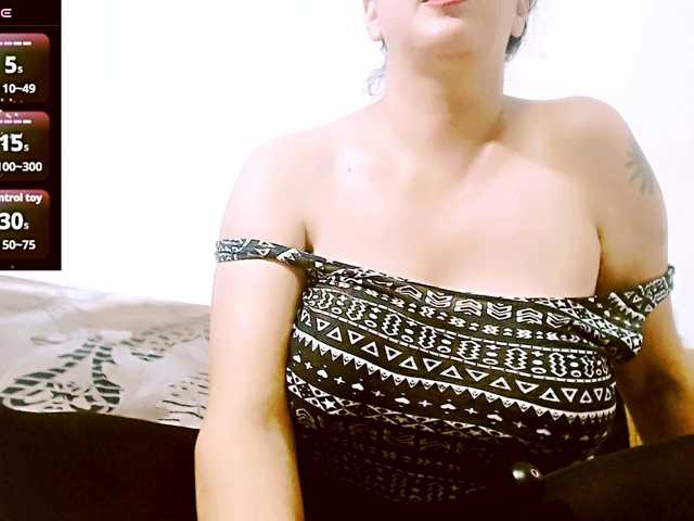 SexyAlina123 live cam on BongaCams