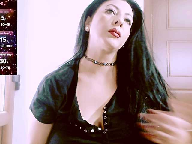SexyAlina123 live cam on BongaCams