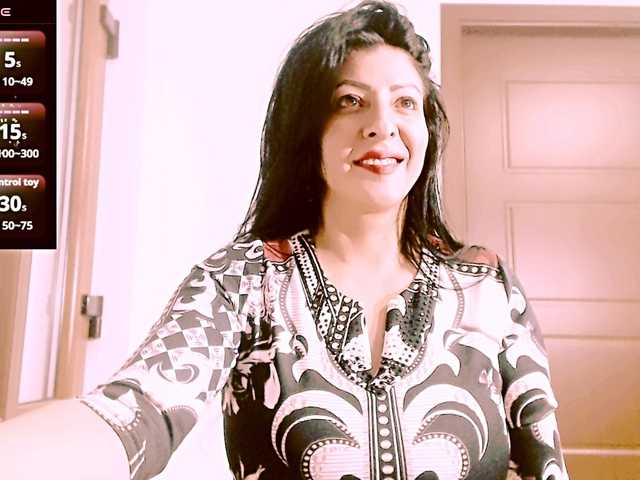 SexyAlina123 live cam on BongaCams