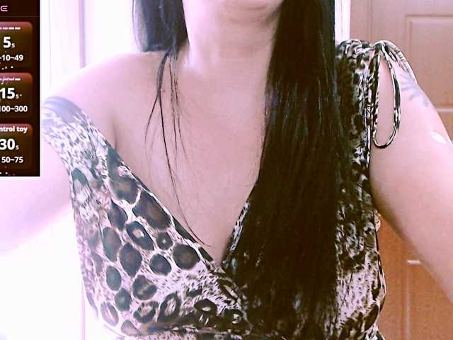SexyAlina123 live cam on BongaCams