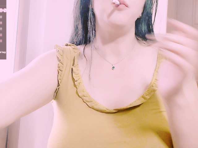 SexyAlina123 live cam on BongaCams