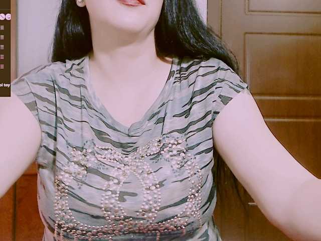 SexyAlina123 live cam on BongaCams