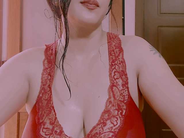 SexyAlina123 live cam on BongaCams