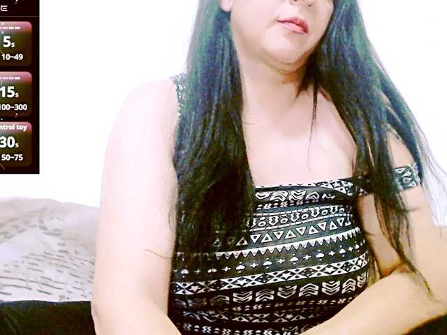 SexyAlina123 live cam on BongaCams