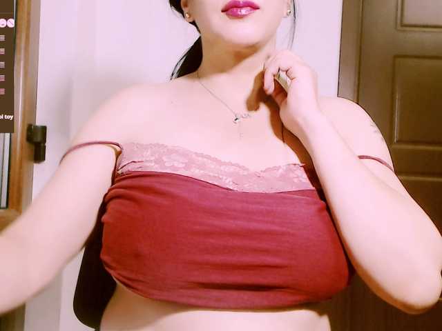 SexyAlina123 live cam on BongaCams