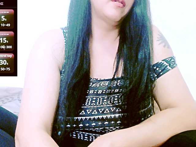 SexyAlina123 live cam on BongaCams