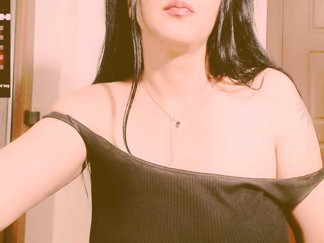 SexyAlina123 live cam on BongaCams