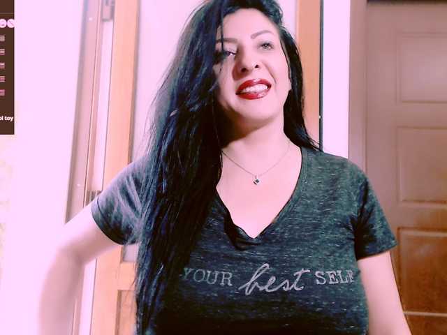 SexyAlina123 live cam on BongaCams