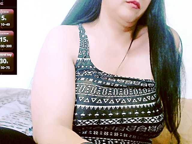 SexyAlina123 live cam on BongaCams