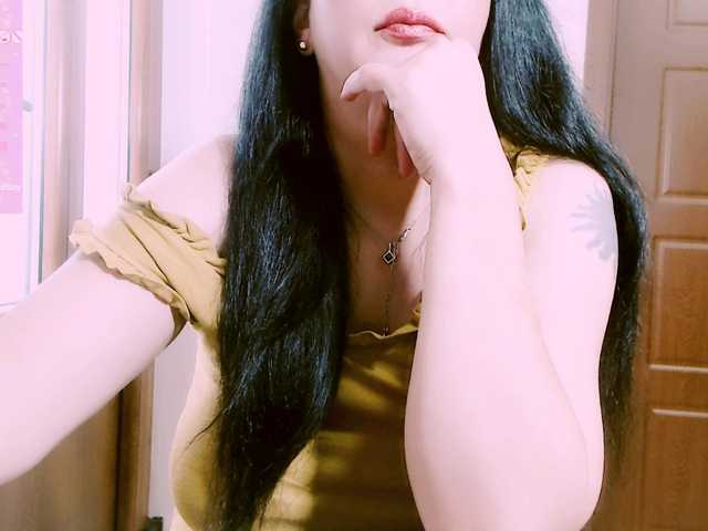 SexyAlina123 live cam on BongaCams