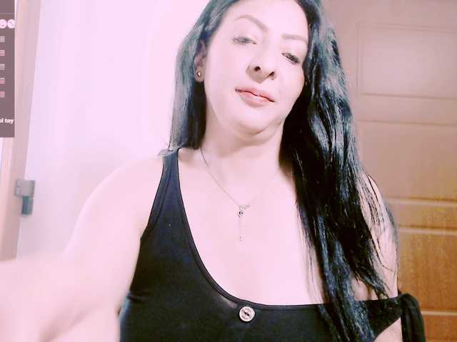 SexyAlina123 live cam on BongaCams