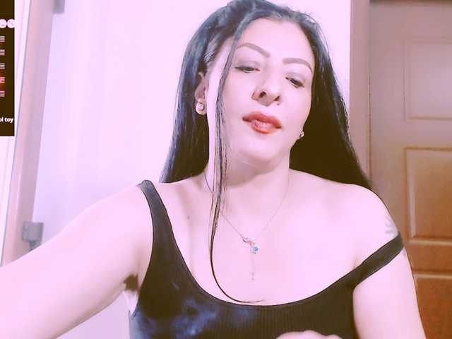 SexyAlina123 live cam on BongaCams