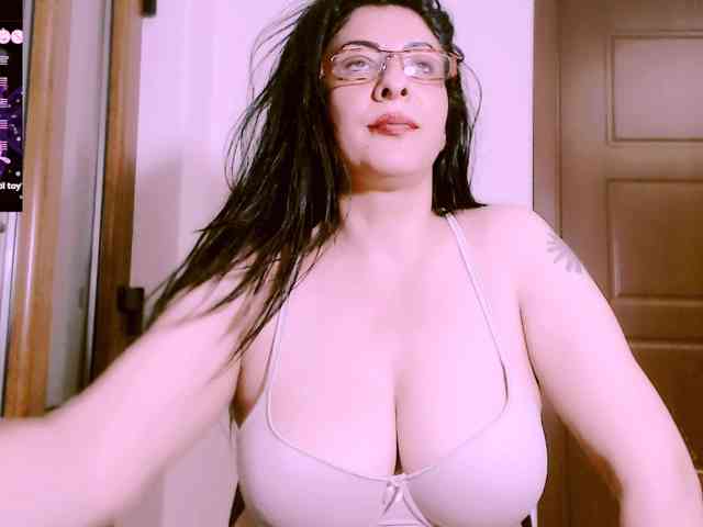 SexyAlina123 webcam