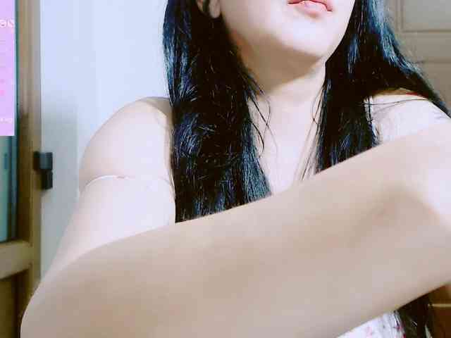 SexyAlina123 webcam