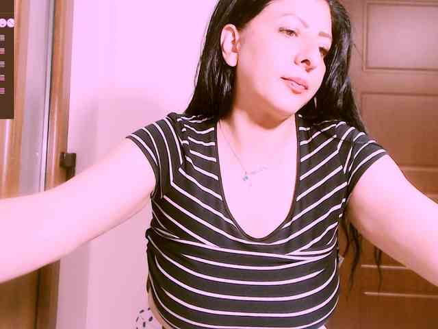 SexyAlina123 webcam