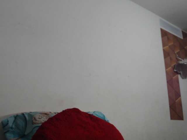 Pocahontas17 live cam on BongaCams