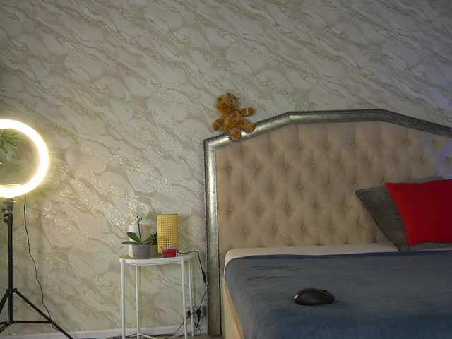 KatelynSparks's BongaCams show and profile