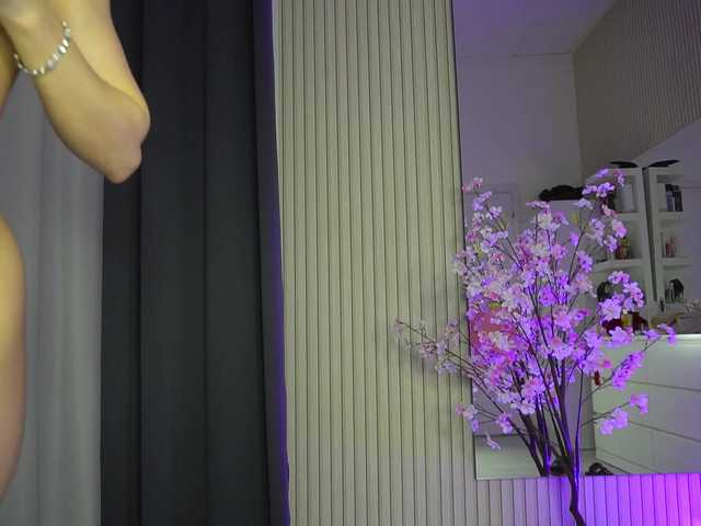 KatelynSparks live cam on BongaCams