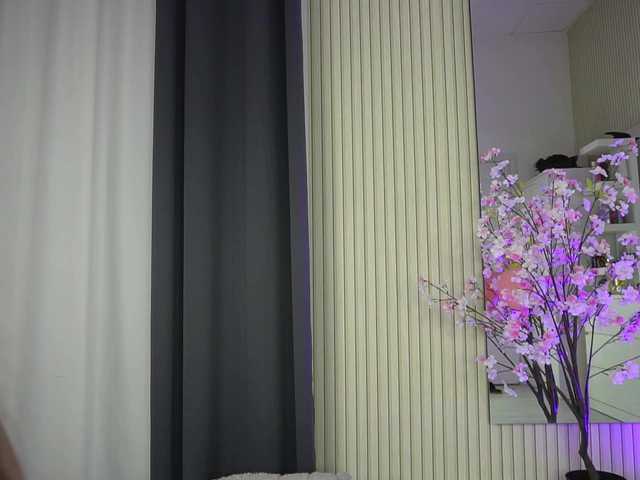 KatelynSparks live cam on BongaCams