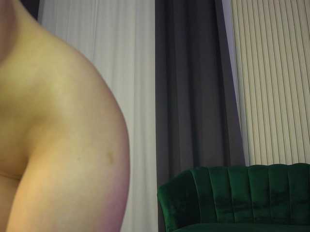 KatelynSparks live cam on BongaCams