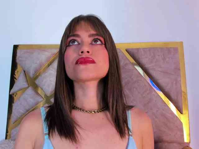 EmilyElle1 webcam