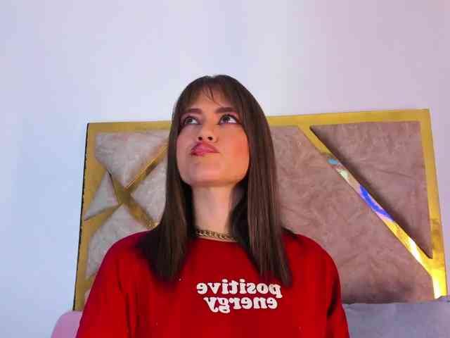 EmilyElle1 webcam