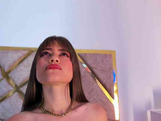 EmilyElle1 webcam