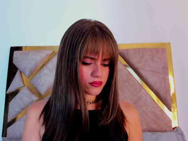 EmilyElle1 webcam