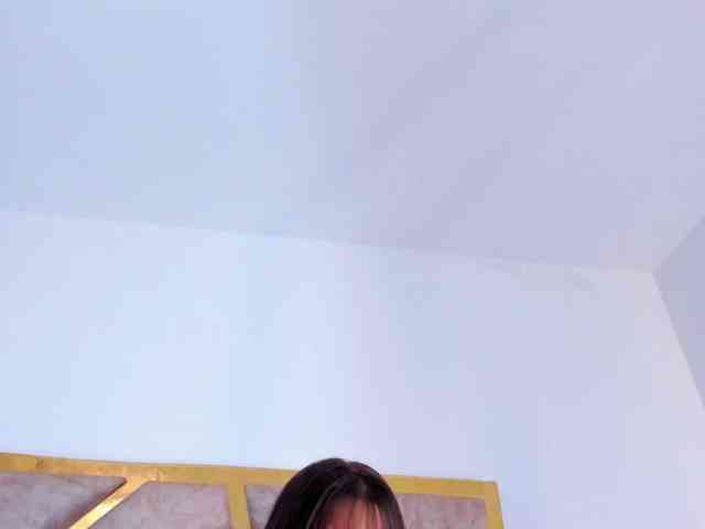 EmilyElle1 webcam