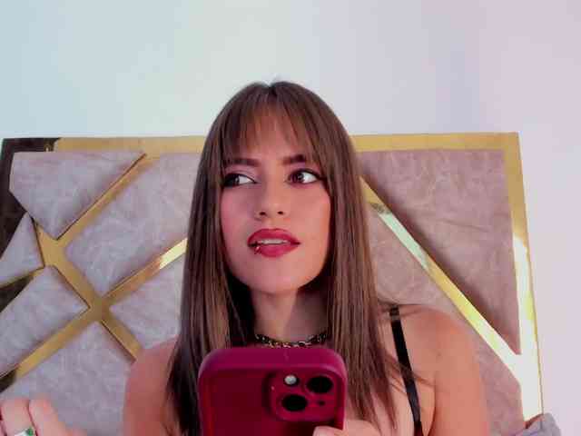 EmilyElle1 webcam