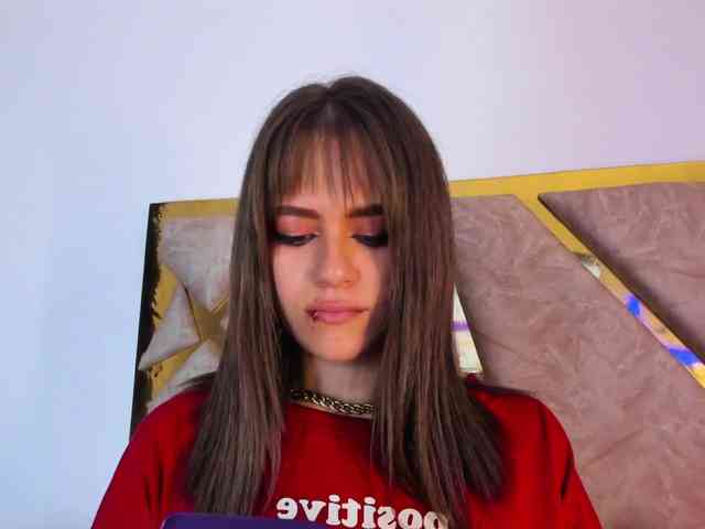 EmilyElle1 webcam