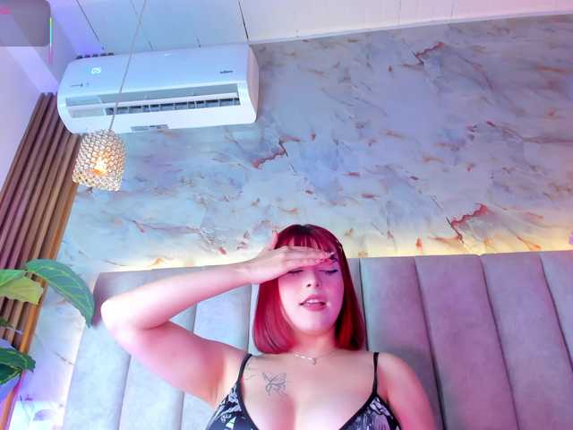 le modèle DoyeonDae est en webcam porno dans un show sur le site bongacams, il possède les tags suivants: Latino/Hispanic,Brunette,Trimmed