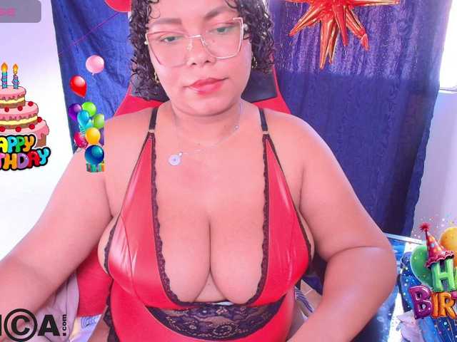 Italy-boobs Live Cam on BongaCams