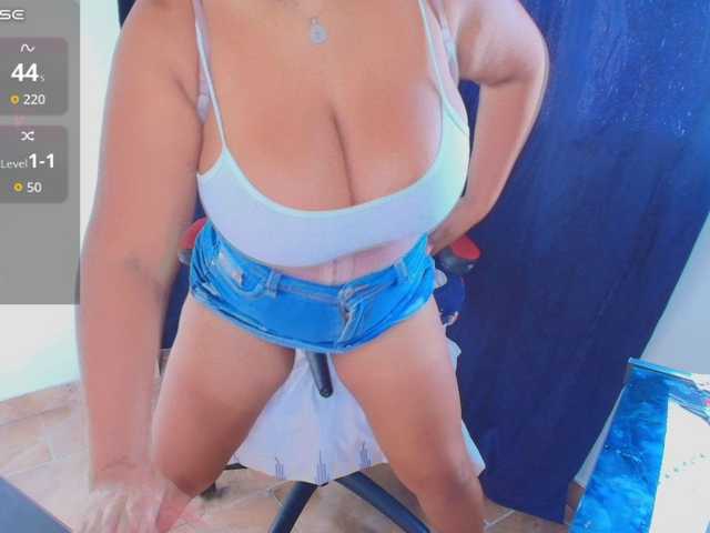 Italy-boobs