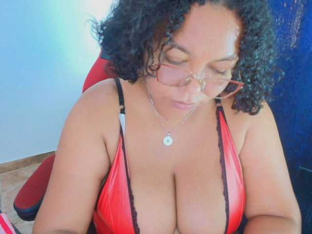 Italy-boobs