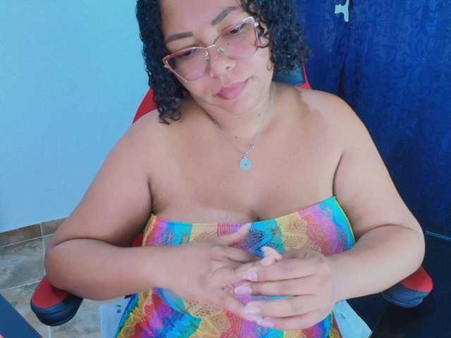 Italy-boobs live cam on BongaCams