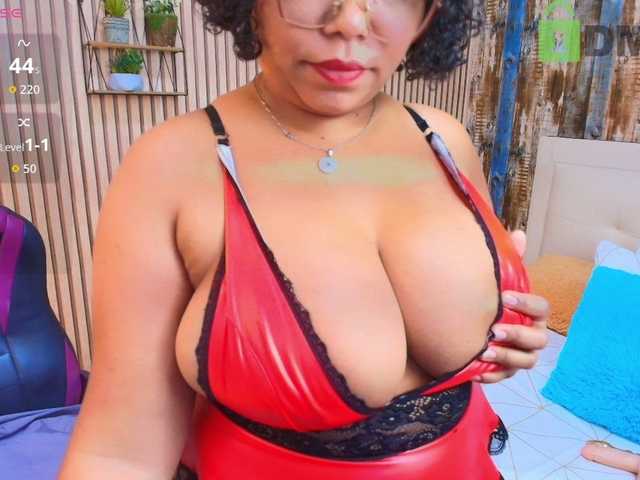 Italy-boobs